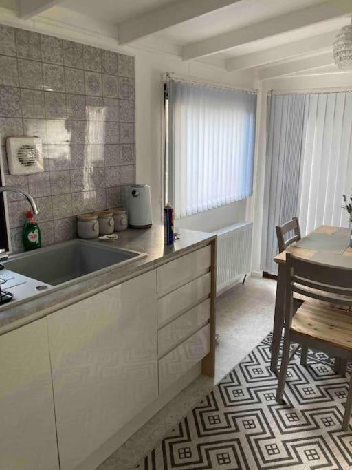 Cwtch Cymru 7f Caer Beris Park Apartment Builth Wells